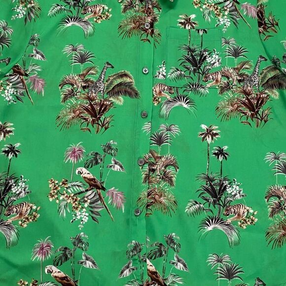 NWOT LE SUPERBE Green Shirt Tiger Giraffe Print Silk Size 4 - Picture 2 of 7